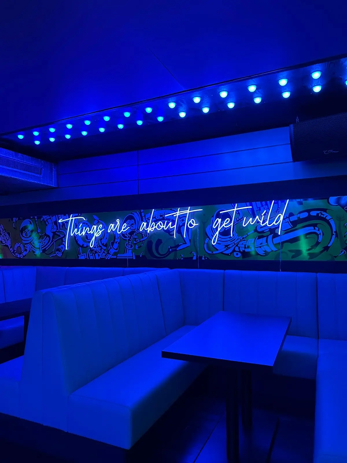 Neón Things Are About To Get Wild Ponorka Prešov — realizácia Neonworld