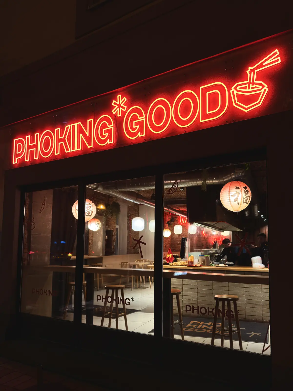 Neón Phoking Good — realizácia Neonworld