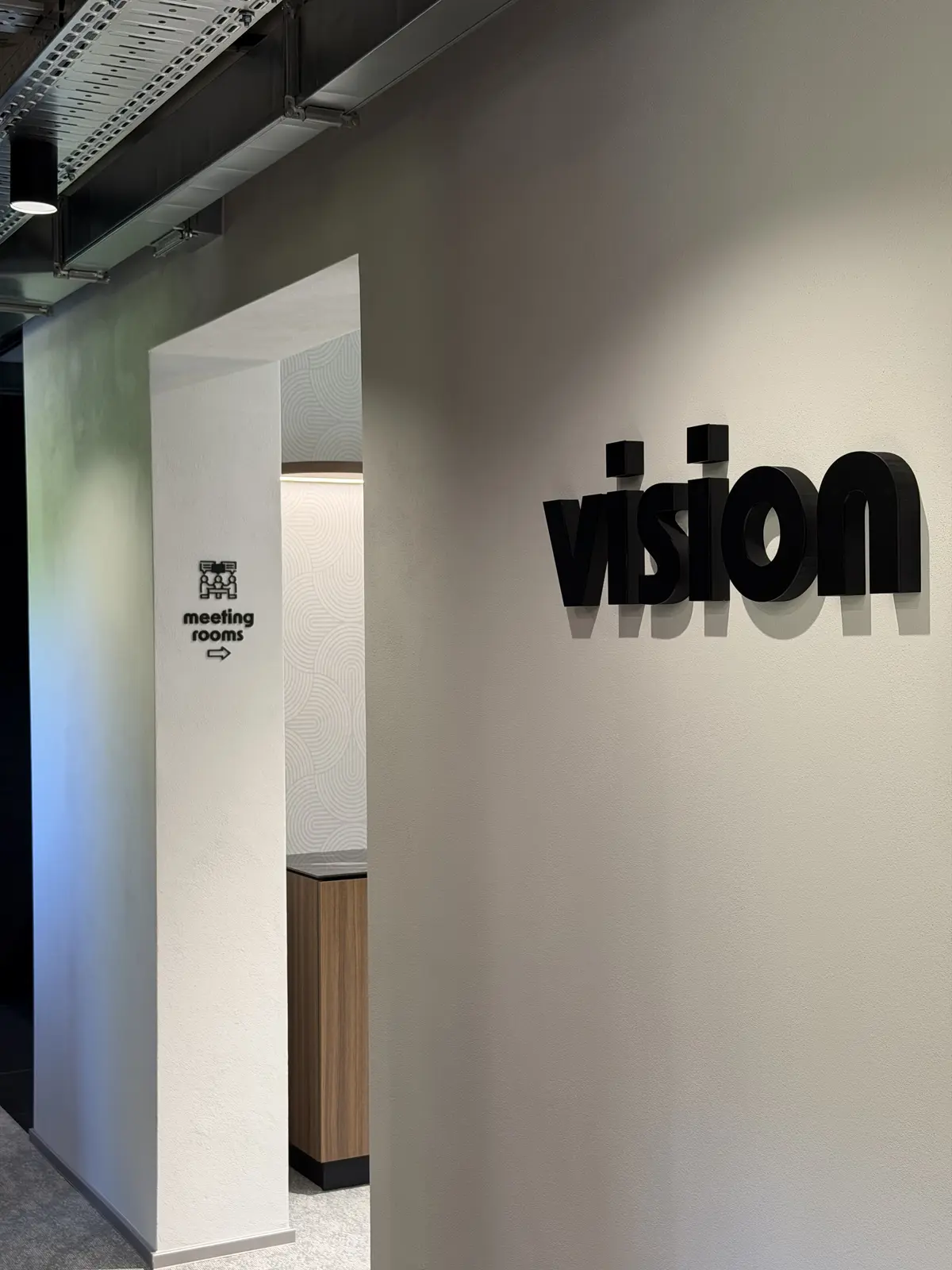 3D písmená vision — realizácia Neonworld