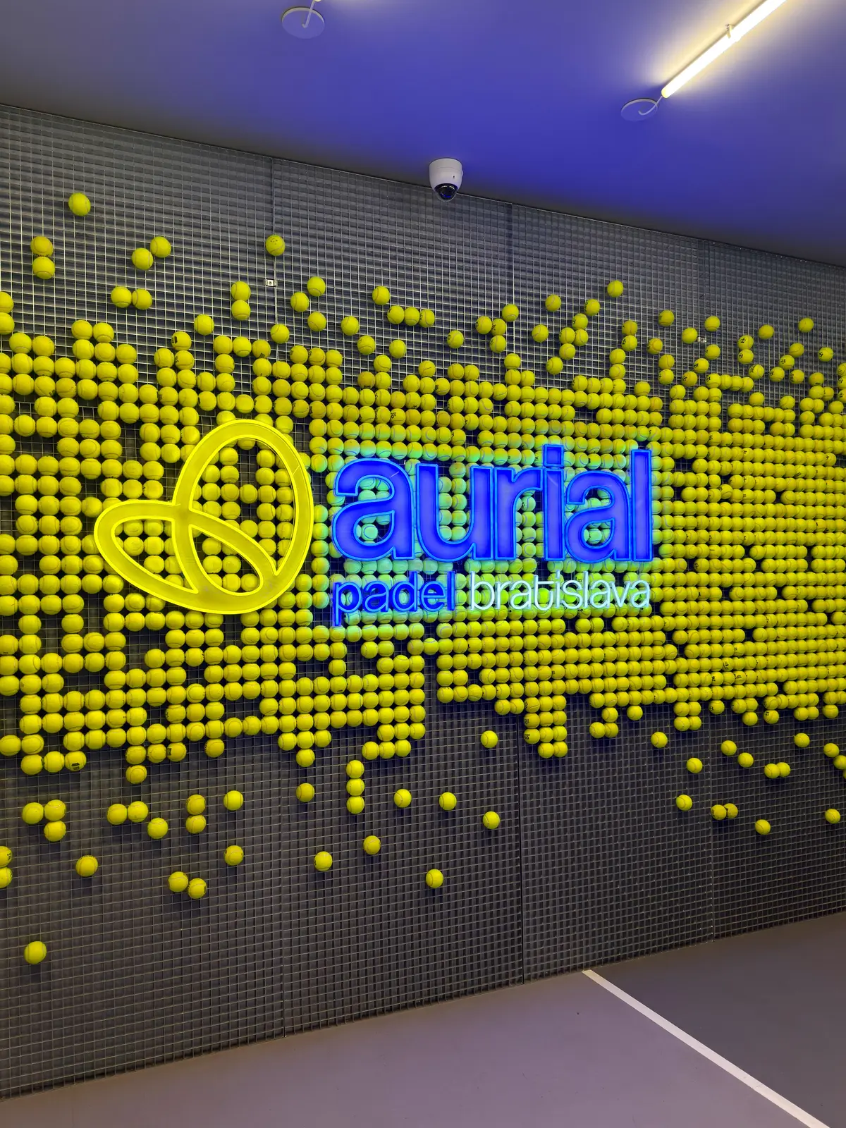 3D logo Aurial — realizácia Neonworld